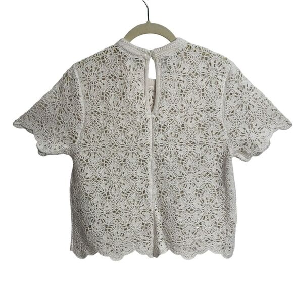 ABERCROMBIE AND FITCH Crochet-Style‎ Floral Lace Tee, Size XSMALL - Picture 4 of 13